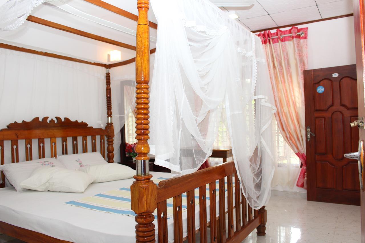 Gihan Guesthouse Mirissa Dış mekan fotoğraf